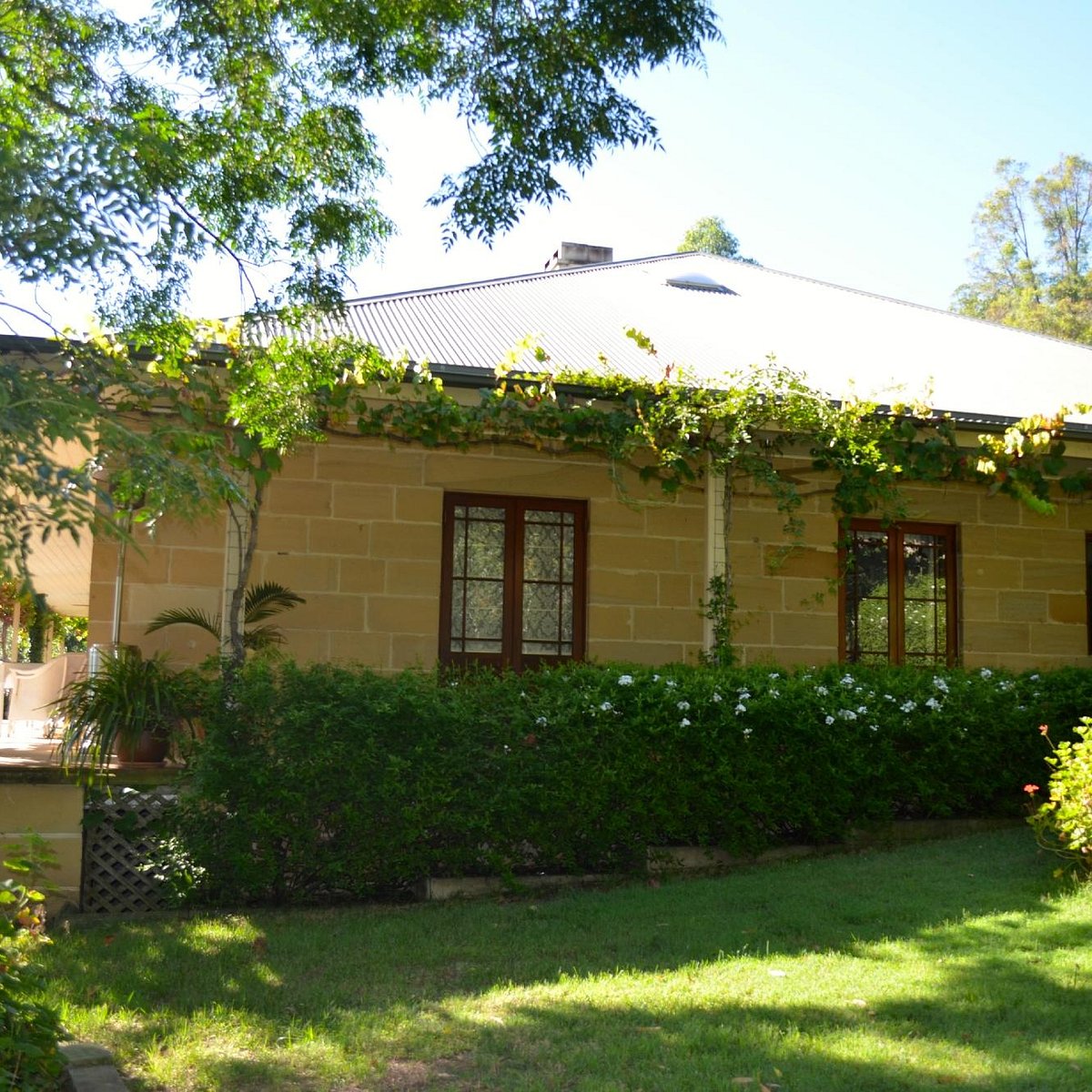 Capers Guesthouse — photo 4